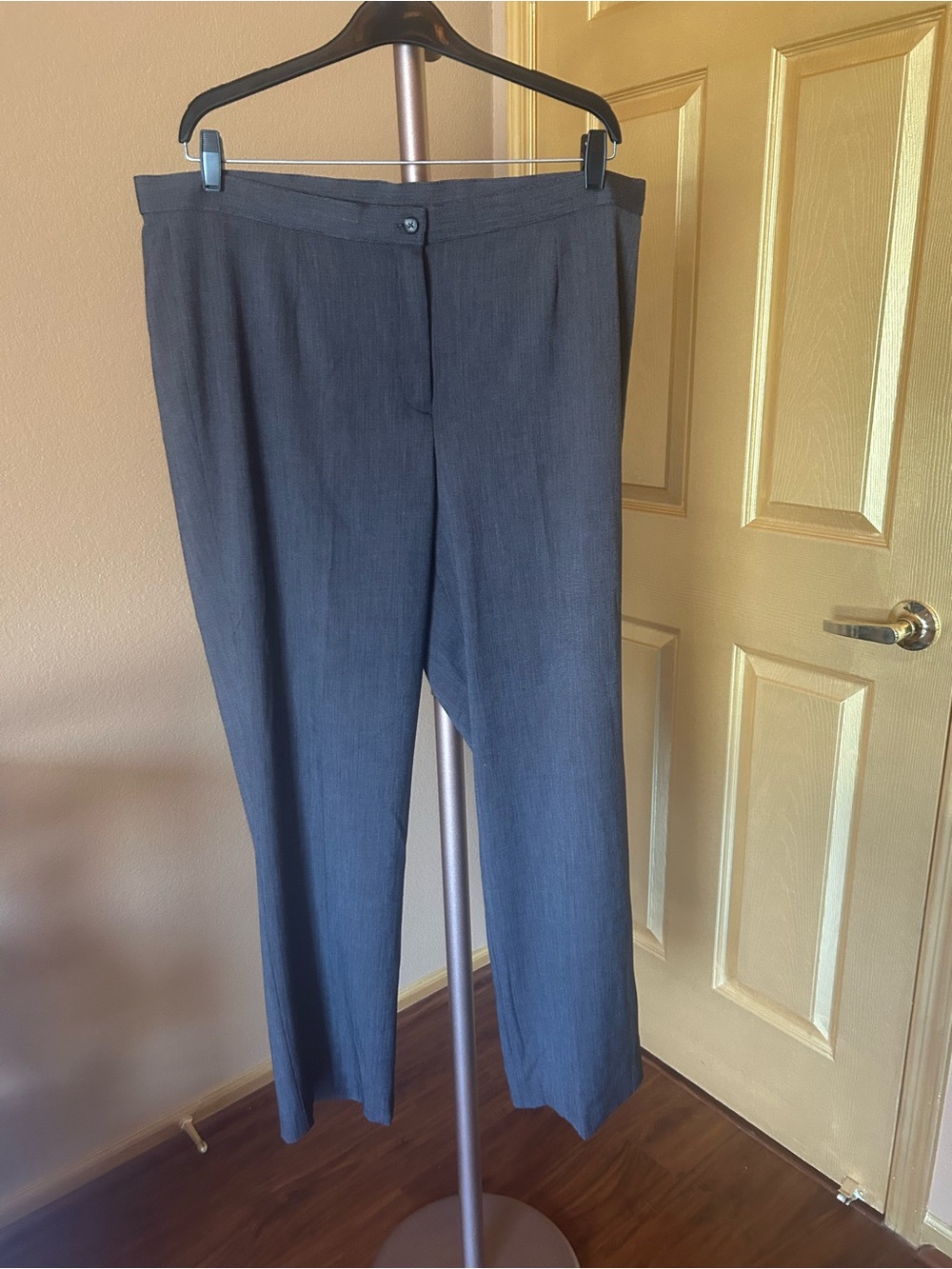 Rafella grey pants